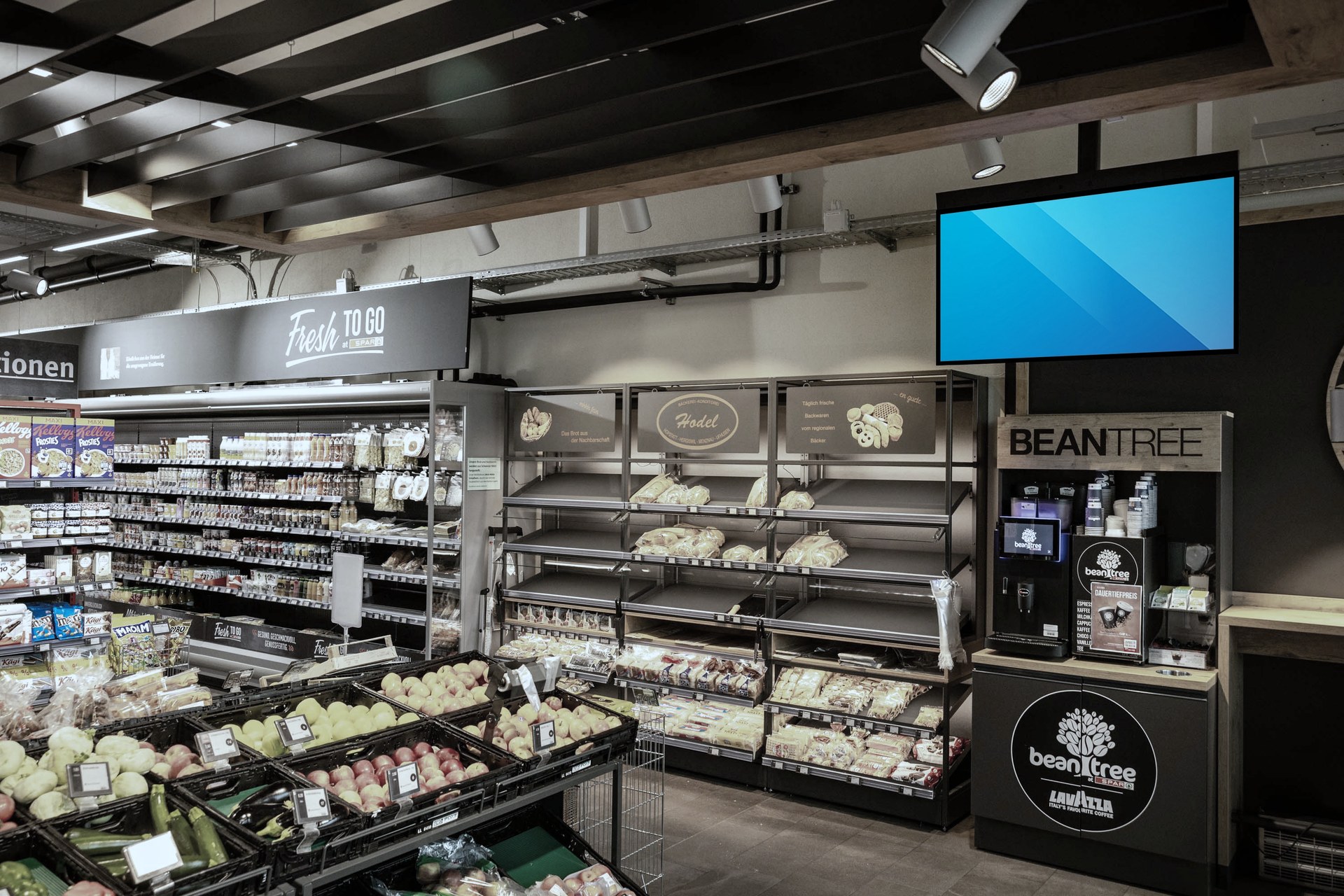 SPAR / TopCC / AVIA — DOOH-Werbescreen